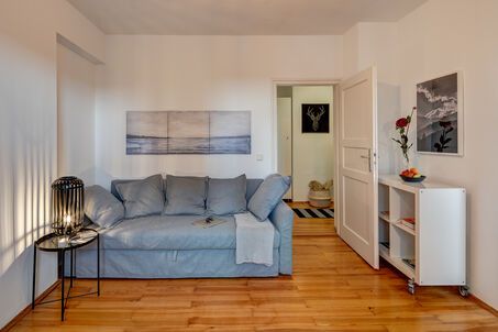 https://www.mrlodge.com/rent/2-room-apartment-munich-schwabing-12365