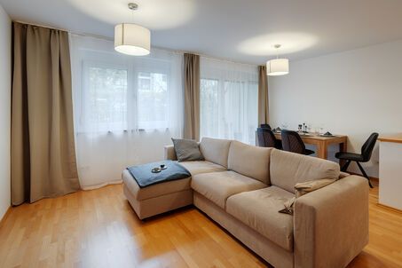 https://www.mrlodge.com/rent/2-room-apartment-munich-bogenhausen-12391