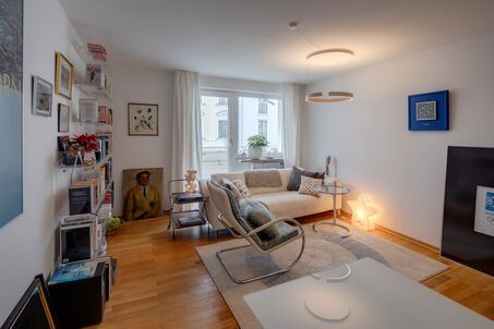 https://www.mrlodge.com/rent/2-room-apartment-munich-maxvorstadt-12454