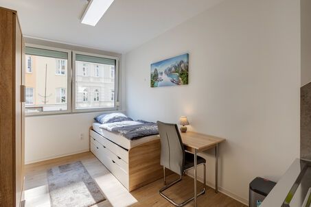 https://www.mrlodge.com/rent/1-room-apartment-munich-maxvorstadt-12659