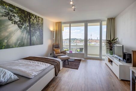 https://www.mrlodge.com/rent/1-room-apartment-munich-schwabing-12693