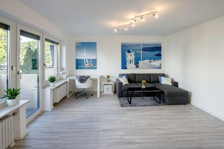 https://www.mrlodge.com/rent/2-room-apartment-munich-neuhausen-12707