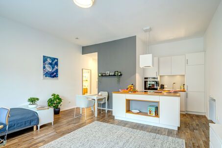 https://www.mrlodge.com/rent/1-room-apartment-munich-solln-13757