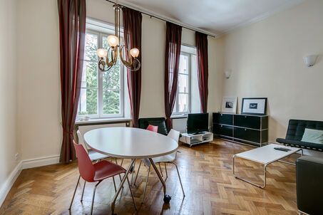 https://www.mrlodge.com/rent/3-room-apartment-munich-gaertnerplatzviertel-1727