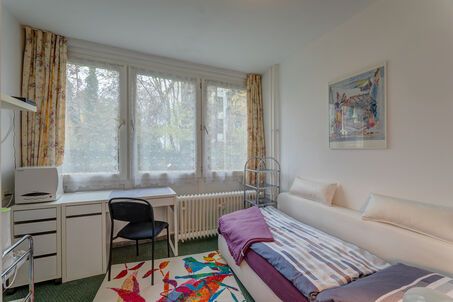 https://www.mrlodge.com/rent/1-room-apartment-munich-ramersdorf-1744