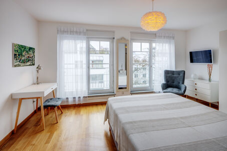 https://www.mrlodge.com/rent/1-room-apartment-munich-schwabing-1782
