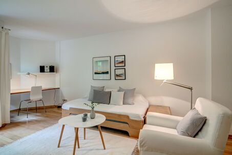 https://www.mrlodge.com/rent/1-room-apartment-munich-schwabing-2195