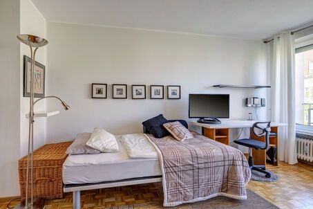 https://www.mrlodge.com/rent/1-room-apartment-munich-schwabing-west-2202