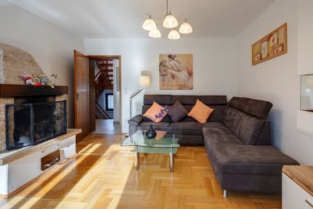 https://www.mrlodge.com/rent/5-room-house-ottobrunn-2320