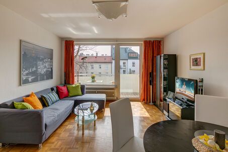 https://www.mrlodge.com/rent/3-room-apartment-munich-maxvorstadt-2427