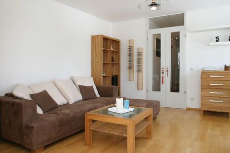 https://www.mrlodge.com/rent/2-room-apartment-munich-lerchenau-3002
