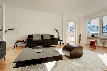 https://www.mrlodge.com/rent/3-room-apartment-munich-schwabing-3236