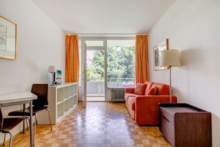 https://www.mrlodge.com/rent/1-room-apartment-munich-schwabing-3696