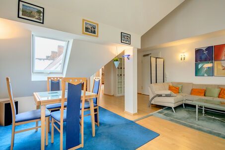 https://www.mrlodge.com/rent/2-room-apartment-munich-neuhausen-3828