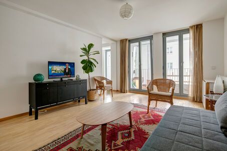 https://www.mrlodge.com/rent/3-room-apartment-munich-schwabing-4777