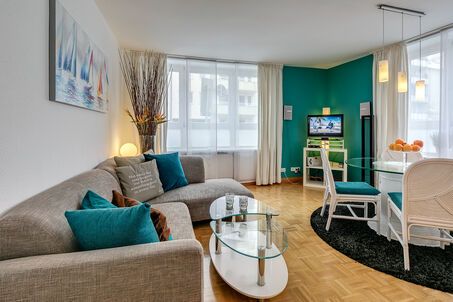 https://www.mrlodge.com/rent/2-room-apartment-munich-schwabing-4821