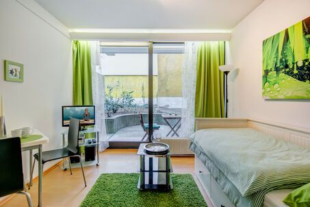 https://www.mrlodge.com/rent/1-room-apartment-munich-maxvorstadt-4940