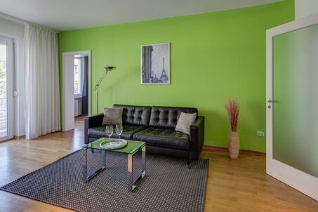 https://www.mrlodge.com/rent/2-room-apartment-munich-schwabing-4991