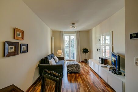 https://www.mrlodge.com/rent/2-room-apartment-munich-isarvorstadt-5105