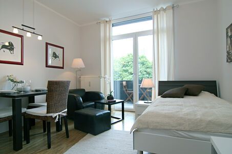 https://www.mrlodge.com/rent/1-room-apartment-munich-schwabing-5206