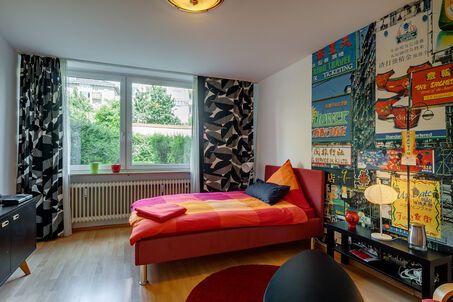https://www.mrlodge.com/rent/1-room-apartment-munich-maxvorstadt-5313