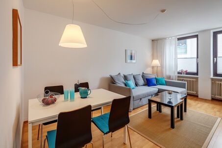 https://www.mrlodge.com/rent/2-room-apartment-munich-schwabing-5344