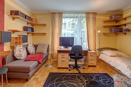 https://www.mrlodge.com/rent/1-room-apartment-munich-westpark-5368