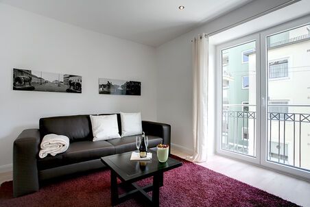 https://www.mrlodge.com/rent/3-room-apartment-munich-schwabing-5589
