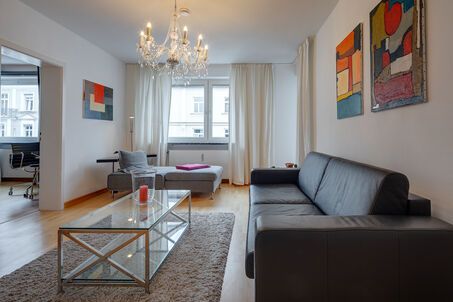 https://www.mrlodge.com/rent/3-room-apartment-munich-schwabing-5801