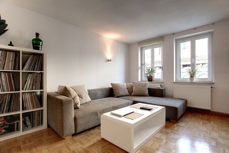 https://www.mrlodge.com/rent/2-room-apartment-munich-gaertnerplatzviertel-5803