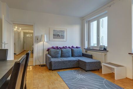 https://www.mrlodge.com/rent/2-room-apartment-munich-schwabing-5950