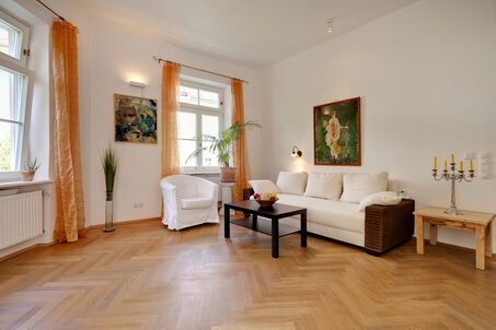 https://www.mrlodge.com/rent/3-room-apartment-munich-au-haidhausen-6190