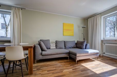 https://www.mrlodge.com/rent/2-room-apartment-munich-schwabing-6279