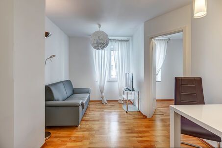 https://www.mrlodge.com/rent/1-room-apartment-munich-schwabing-6365