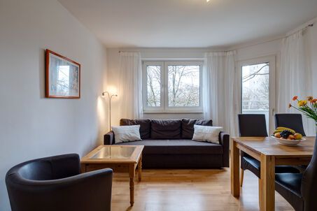 https://www.mrlodge.com/rent/3-room-apartment-munich-bogenhausen-669