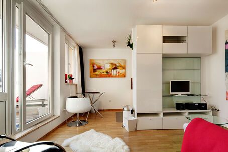 https://www.mrlodge.com/rent/1-room-apartment-munich-milbertshofen-6725