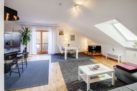 https://www.mrlodge.com/rent/4-room-apartment-vaterstetten-6726