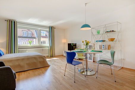 https://www.mrlodge.com/rent/1-room-apartment-munich-schwabing-6810