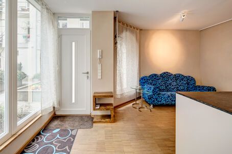 https://www.mrlodge.com/rent/2-room-apartment-munich-neuhausen-6901