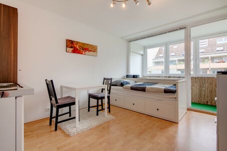 https://www.mrlodge.com/rent/1-room-apartment-munich-neuhausen-6962
