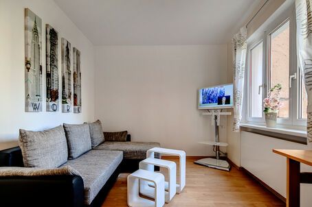 https://www.mrlodge.com/rent/1-room-apartment-munich-au-haidhausen-7054