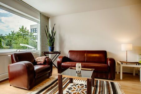 https://www.mrlodge.com/rent/1-room-apartment-munich-bogenhausen-7076