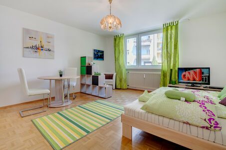 https://www.mrlodge.com/rent/1-room-apartment-munich-au-haidhausen-7077