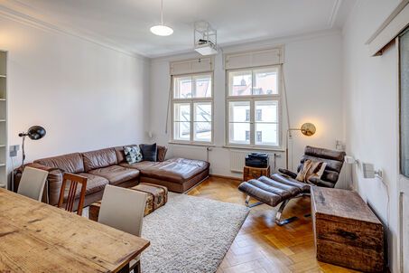 https://www.mrlodge.com/rent/3-room-apartment-munich-altstadt-7093