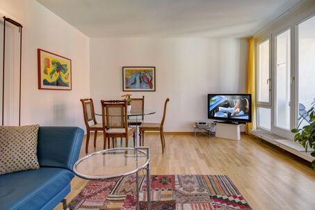 https://www.mrlodge.com/rent/2-room-apartment-munich-au-haidhausen-7485