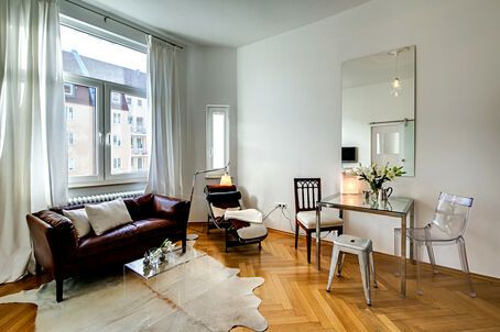 https://www.mrlodge.com/rent/1-room-apartment-munich-au-haidhausen-7520