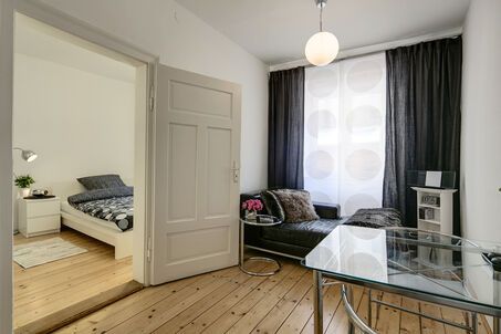 https://www.mrlodge.com/rent/2-room-apartment-munich-au-haidhausen-7542