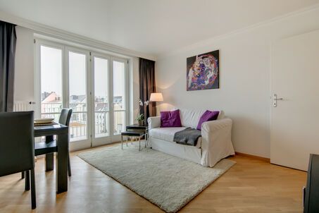 https://www.mrlodge.com/rent/2-room-apartment-munich-au-haidhausen-7623