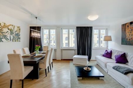 https://www.mrlodge.com/rent/2-room-apartment-munich-au-haidhausen-7625