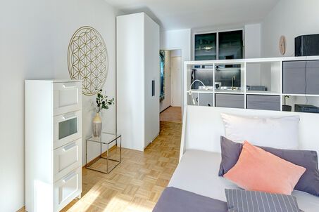 https://www.mrlodge.com/rent/1-room-apartment-munich-solln-7727